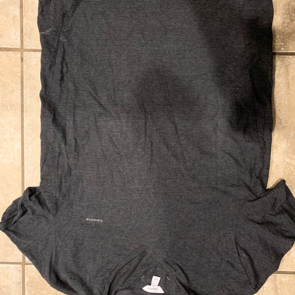 Calvin Klein t shirt